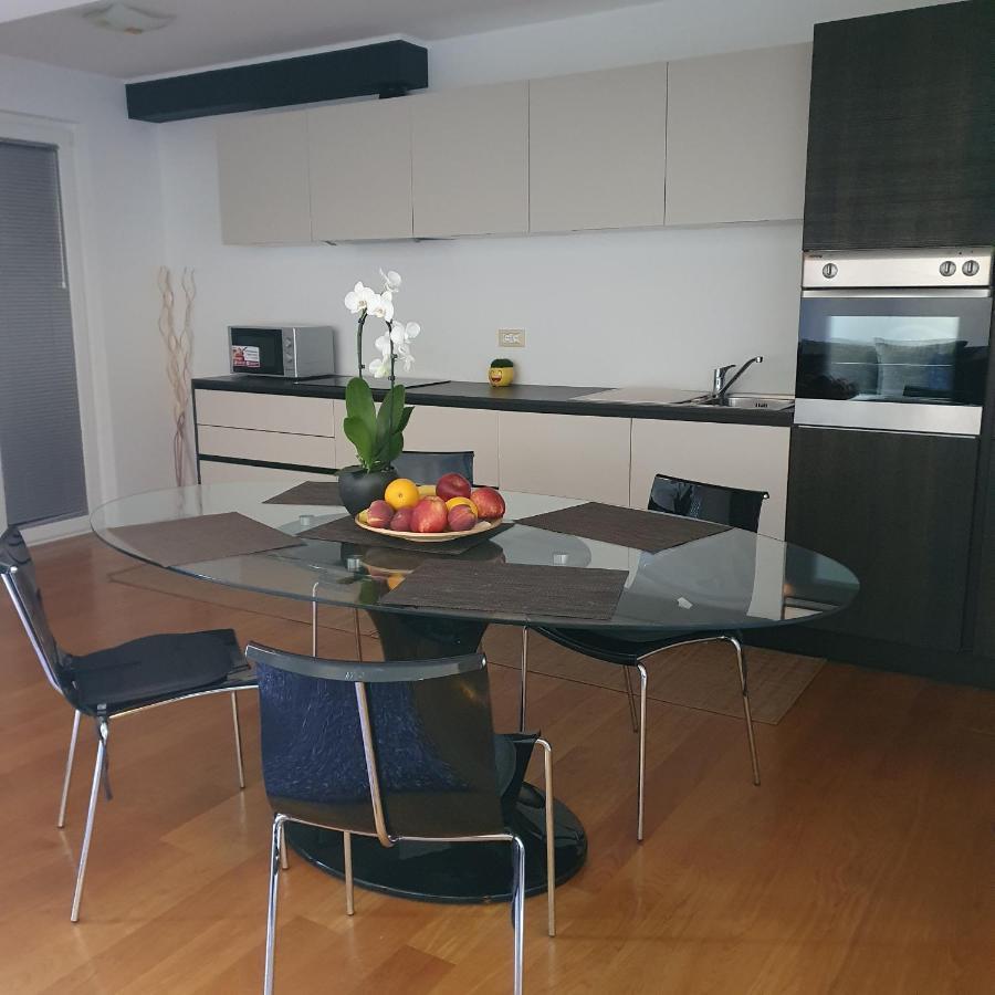 Apartments Legend Ровин Екстериор снимка