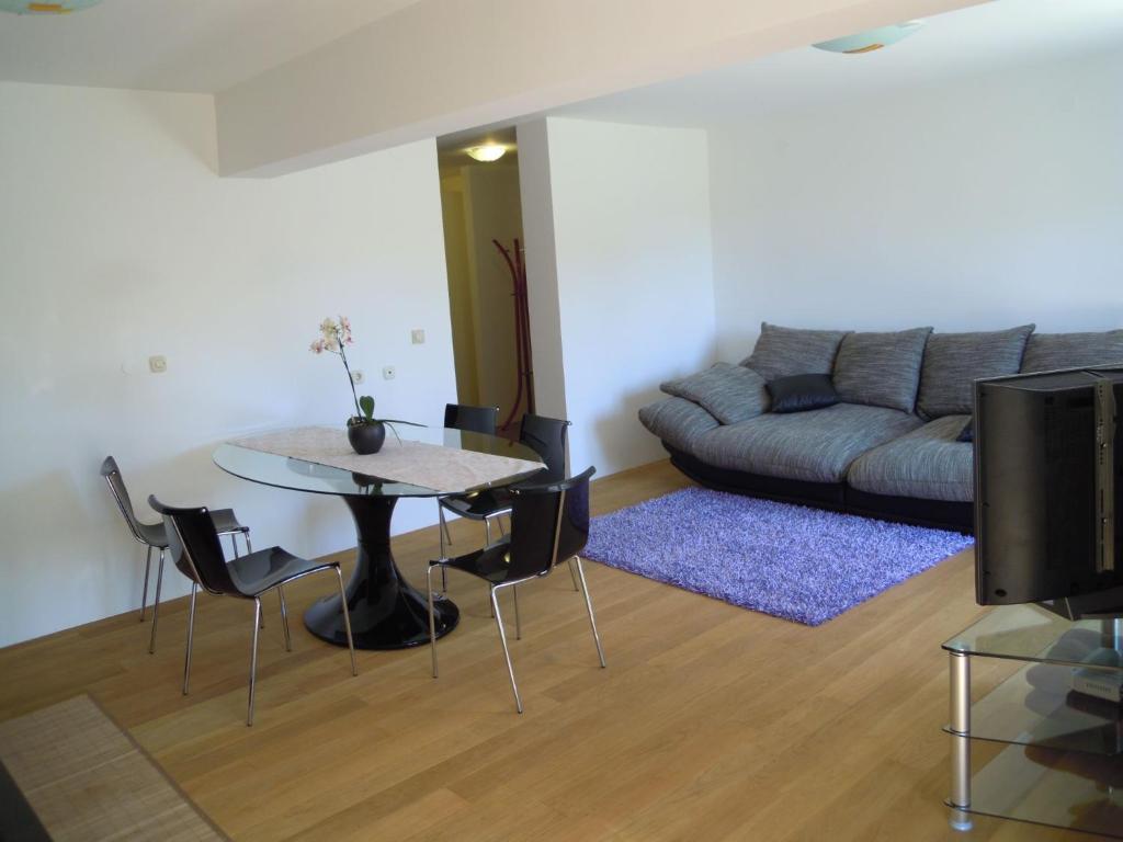 Apartments Legend Ровин Стая снимка
